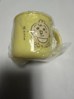 YUKAxyz...♡ 様専用 ちいかわbaby コップ うさぎ ノベルティのサムネイル