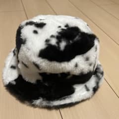 牛柄ファーバケットハットのサムネイル