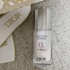 DIOR CAPTURE TOTALE α LE SÉRUM 美容液　10mLのサムネイル