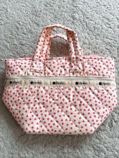 完売✨美品✨レスポートサック×神崎恵コラボ　コスメポーチコーラルキルトハート 神崎恵×レスポートサック コーラルハートキルトトート LeSportsac