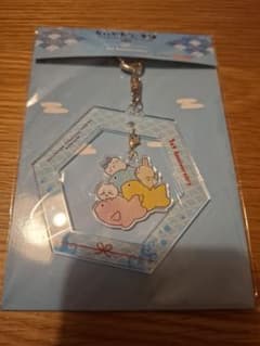 ちいかわもぐもぐ本舗 川越店 1周年記念 ノベルティ アクリルチャーム ちいかわのサムネイル