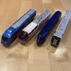 トレーン　特急車両 4点セット まとめ売りのサムネイル