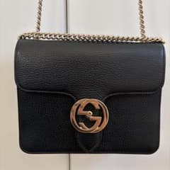 美品★GUCCI ブラックレザー ショルダーバッグのサムネイル