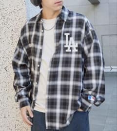 試着のみ　ロサンゼルス・ドジャース チェック柄長袖シャツ　Mのサムネイル