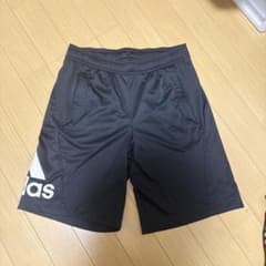 adidas ハーフパンツ ブラック 160cmのサムネイル