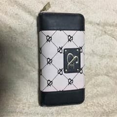 ピンキーアンドダイアン 財布のサムネイル