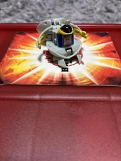 爆丸　ガチャバグ　プレデター光のサムネイル
