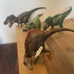 恐竜フィギュア 4体セット　シュライヒのサムネイル