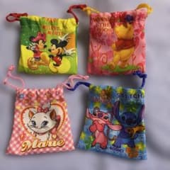 ディズニーキャラクター小さな巾着袋セット