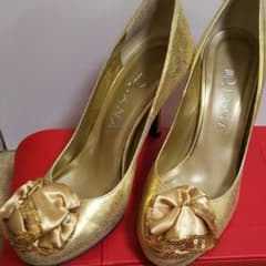 美品！ ダイアナのヒールのサムネイル