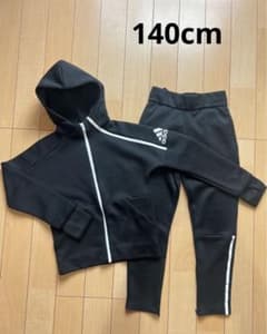 adidas ブラック ジャージ 上下セットアップ140cm~のサムネイル