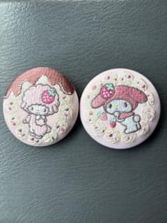 と*も様 サンリオキャラクターズ 刺繍缶バッジビスケット4のサムネイル