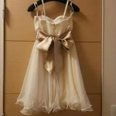 パーティドレスのサムネイル