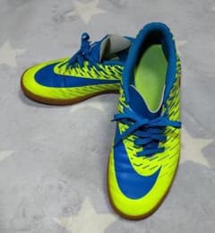 ナイキ　NIKE　フットサルシューズ　26cm　25?のサムネイル