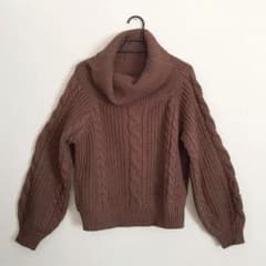 ★美品、ニット、茶色、丈は短かめのサムネイル