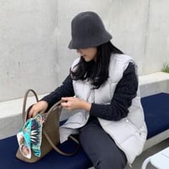 ウールニット帽のサムネイル