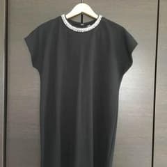 GU 黒ワンピースのサムネイル