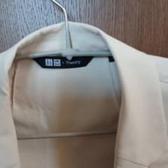 UNIQLO x Theory ライトベージュジャケット Mのサムネイル