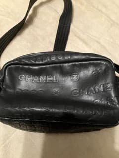 ミー様専用！CHANEL ショルダーバッグ　アンリミテッド　レザーのサムネイル