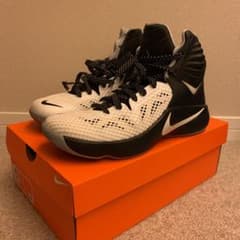 NIKE バスケットシューズ　ZOOM Rival Flyのサムネイル