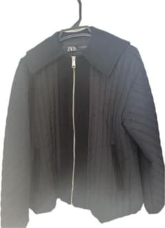 ZARA 黒 キルティングジャケットのサムネイル