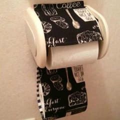 きんぴぃ様専用！パン柄☆トイレットペーパーホルダーカバーのサムネイル