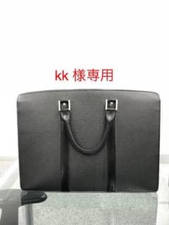 Louis Vuitton タイガ ビジネスバッグ 3.8万まで下げました‼️のサムネイル