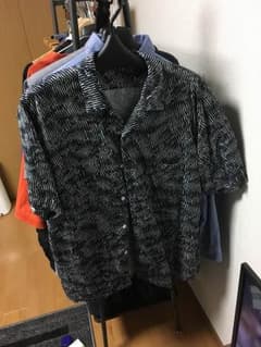 UNIQLOu オープンカラーシャツのサムネイル