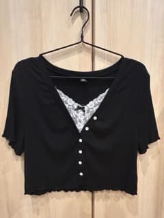 SHEIN 前開き風クロップドTシャツのサムネイル