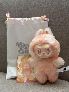 ラブブ　HAPPINESのサムネイル