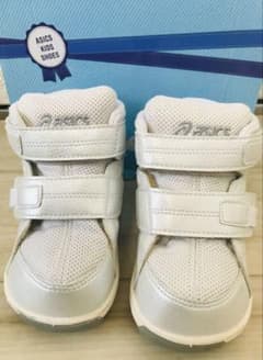 ASICS ハイカットシューズ14.0cm ホワイト　TUB110のサムネイル