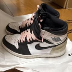 Nike Air Jordan 1 High OG Bleached Coralのサムネイル