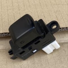 m50192371035_1.jpg?1756618754