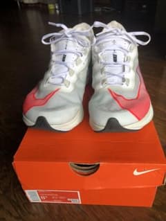 NIKE ナイキ　ズームフライ３　中古美品のサムネイル