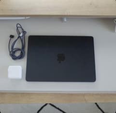 MacBook Air M2 8GB/256GB AppleCare+加入済 - メルカリ