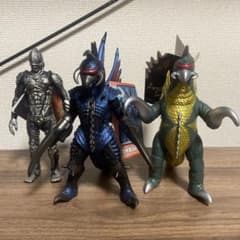 ムービーモンスターシリーズ　ガイガン・X星人　ソフビ3個セット ムービーモンスターシリーズ ガイガン・X星人 ソフビ3個セット - メルカリ