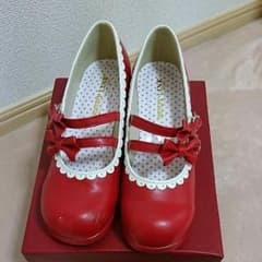 ボディライン パンプスのサムネイル