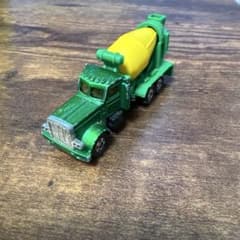 トミカ/外国車シリーズ】No.F18 アメリカン ミキサー車 日本製 - メルカリ