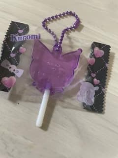 Kuromi アクリルキーホルダー 紫のサムネイル