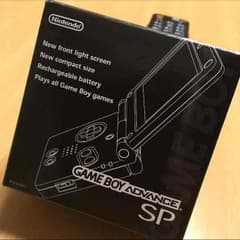 ゲームボーイ アドバンス SPのサムネイル