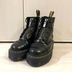 Dr. Martens フロントジップ 厚底ブーツのサムネイル