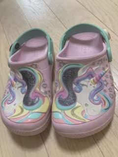 クロックス ユニコーン ジビッツ付きのサムネイル