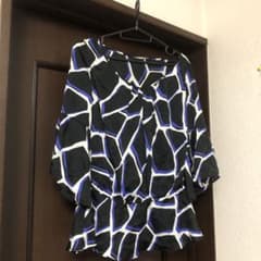 ブラウスのサムネイル