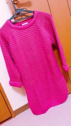 ピンクロングニットのサムネイル