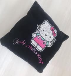 Redy ハローキティ クッションのサムネイル