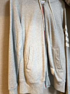 THOM BROWNE ZIPパーカーのサムネイル
