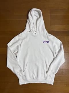 Mサイズ FTP LOGO PULLOVER HOODIE WHITE フーディのサムネイル