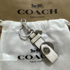 COACH ホワイトレザー キーリングのサムネイル