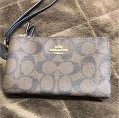 COACH ポーチのサムネイル
