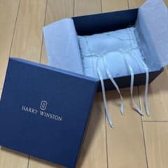 ハリーウィンストン リングピロー (非売品) - メルカリ